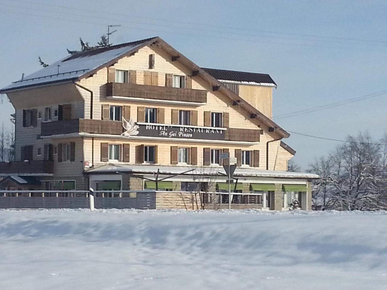 Hotel Restaurant Le Yeti レ・ルス エクステリア 写真