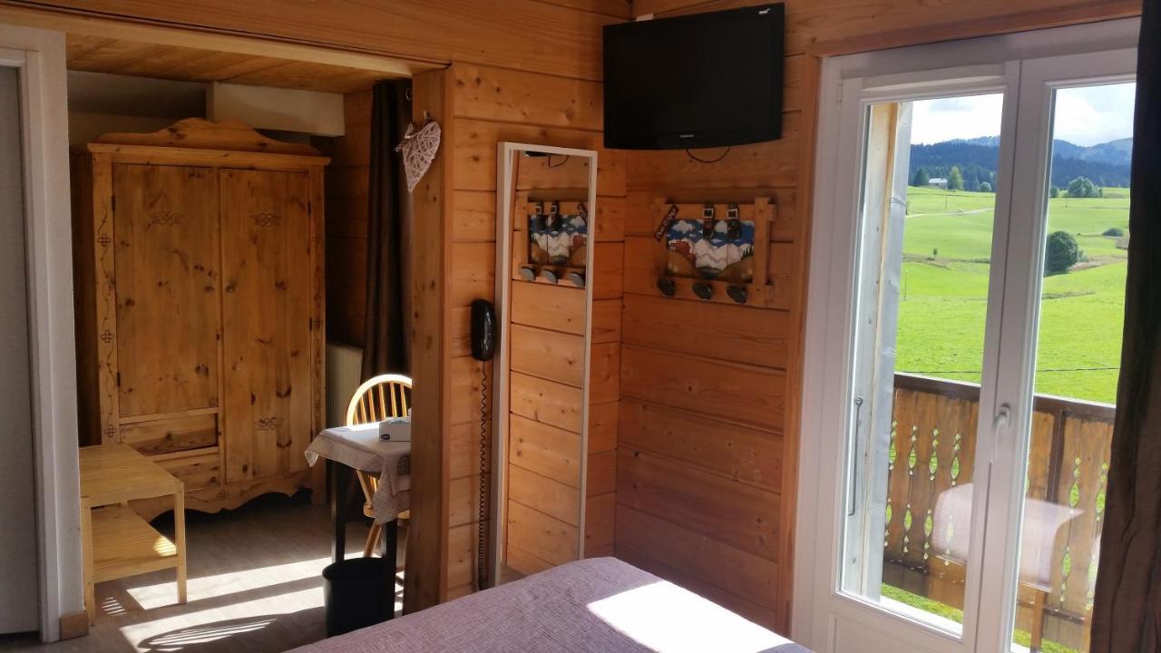 Hotel Restaurant Le Yeti レ・ルス エクステリア 写真